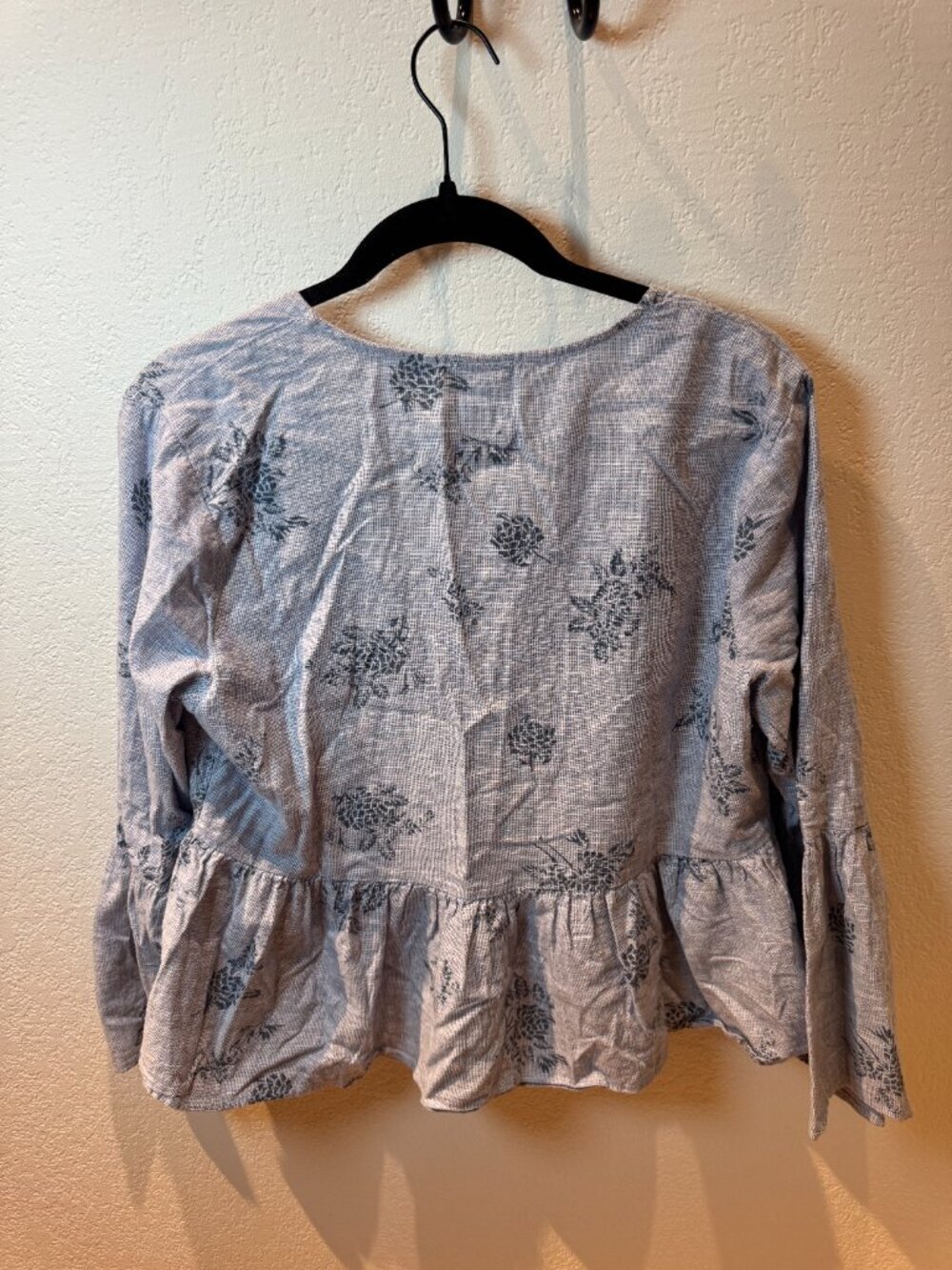 Zara Blue Floral Print Peplum Top Bell Sleeve Sz L - Picture 2 of 10